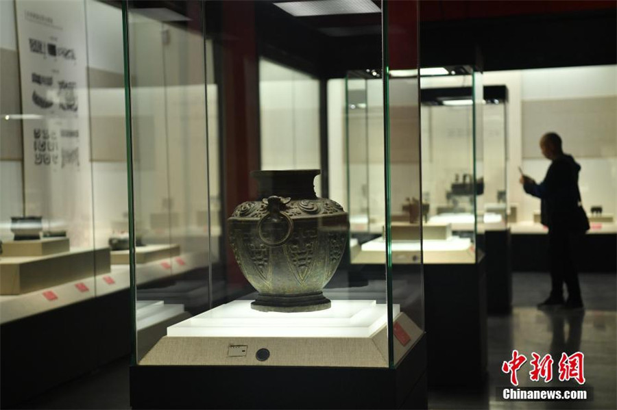 Ancient bronzewares displayed at Sanxingdui Museum