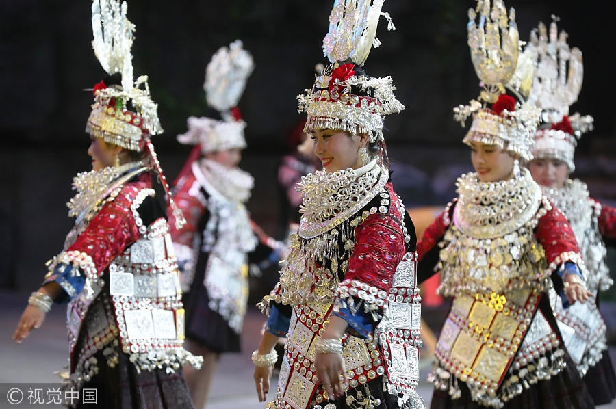 Miao costumes on display at culture festival in Hunan