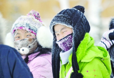 寒潮席卷中國大部地區 多地出現雨雪大風