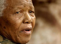 Mandela 'courageous' to reveal son's AIDS death