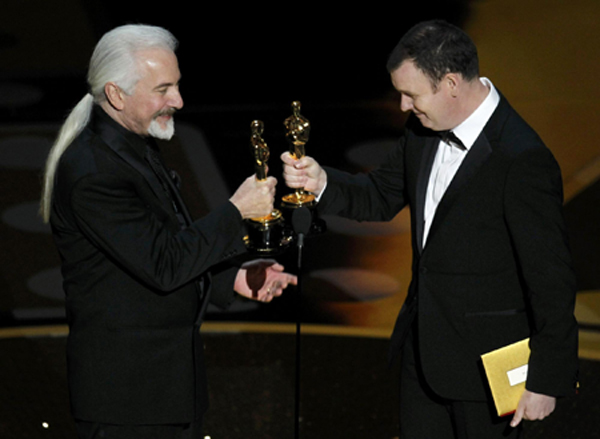 Rick Baker and Dave Elsey win the Oscar for best acheivement in makeup