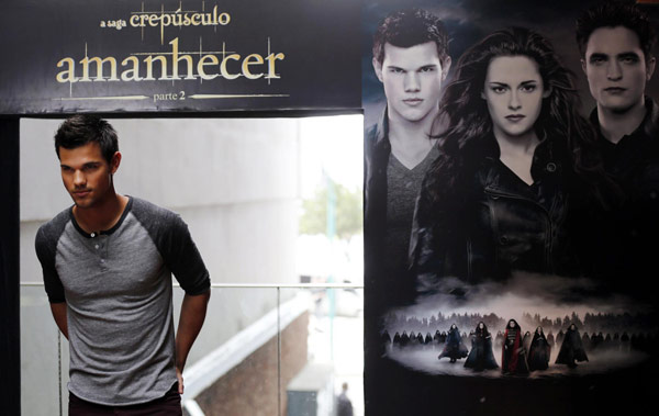 Taylor Lautner promotes 'Twilight Saga'