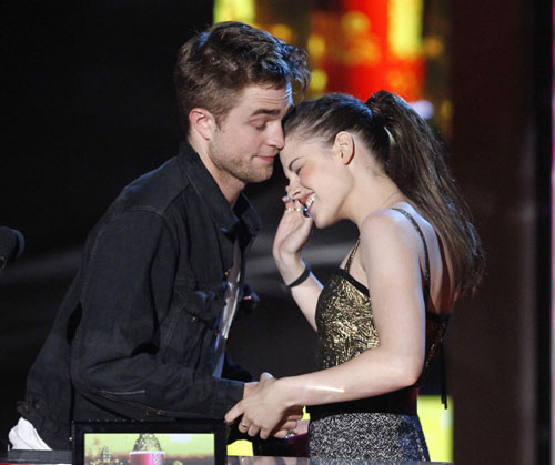 Kristen Stewart at 2010 MTV Movie Awards