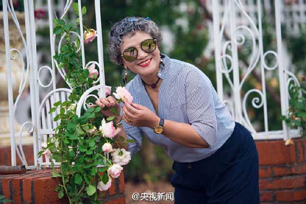 Chic grannies turn heads on Longhu Mountain