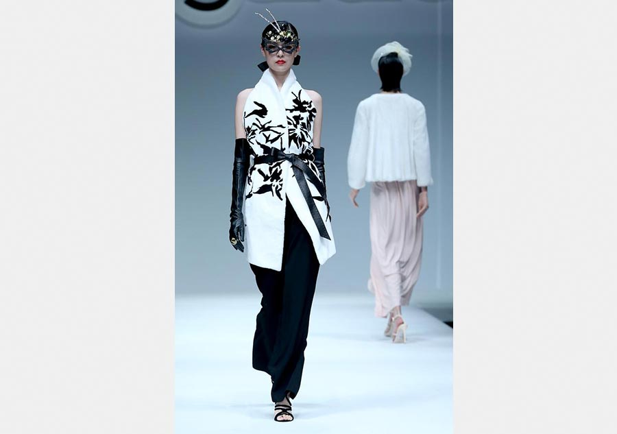 China Fashion Week: Sagafurs collection