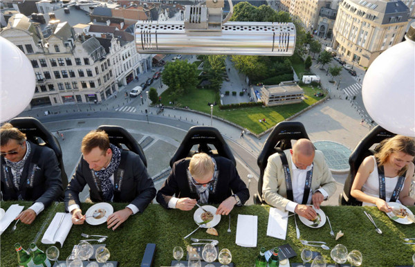 'Dinner in the Sky' in Brussels