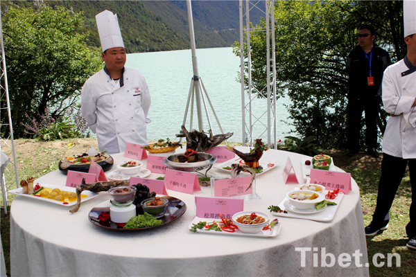 Experiencing matsutake delicacies in Tibet