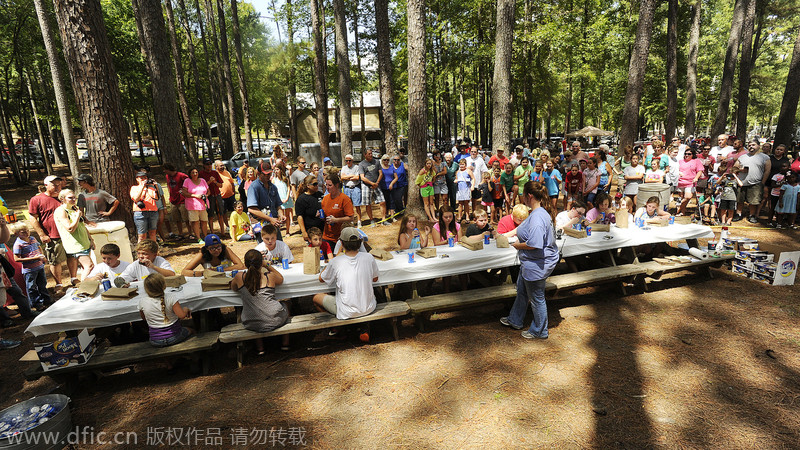 Moon pie eating contest