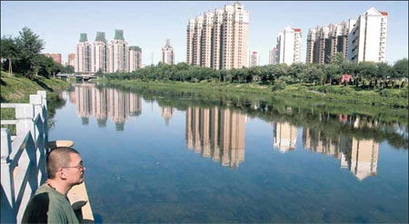 Beijing sewage plants lag behind