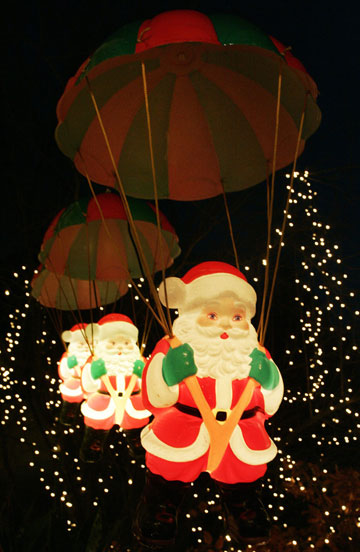 Christmas lights decorate a private house in Hamburg December 18, 2006.