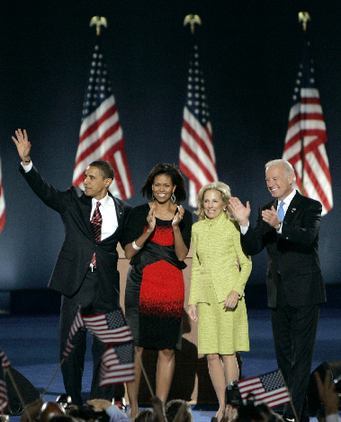 Obama sweeps to victory as first black president