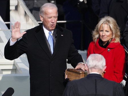 Obama sworn in as America's first black president