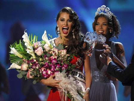 Miss Venezuela wins 2009 Miss Universe contest