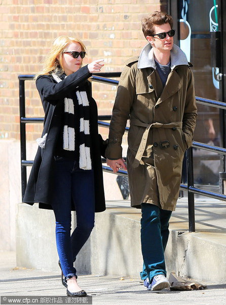 Star Tracks in March:Nicole Kidman and her family at airport