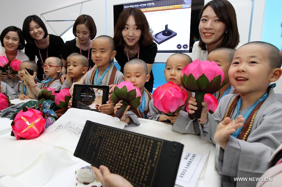 Cute South Korean child monks