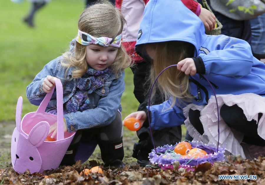 Children have fun during Easter egg hunting