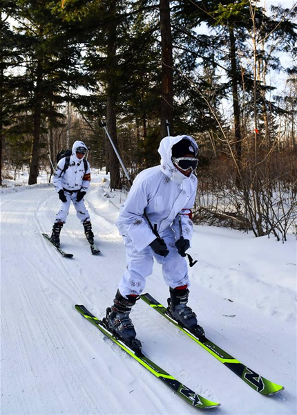 Skiing scouts protect wildlife in Changbai Mountains