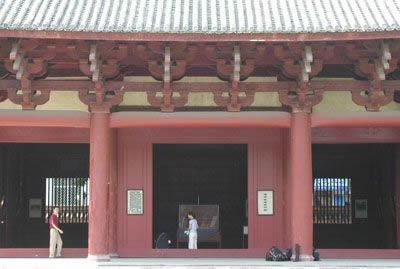 Hualin Temple