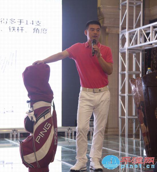 When Chinese gown meets golf