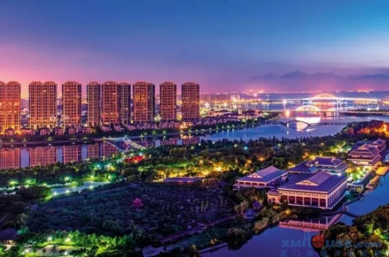 Lights illuminate Xiamen ahead of BRICS Summit