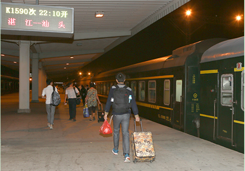 Zhanjiang opens passenger train route to Shantou