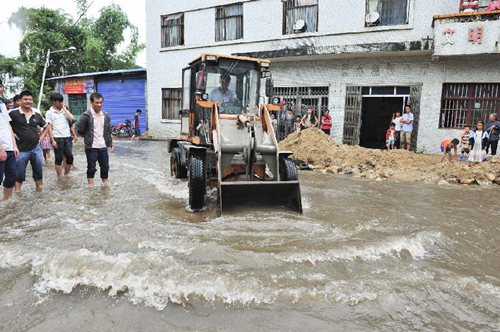 Luocheng suffers rainstorm again