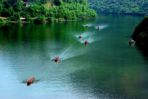 Badong Shennong Stream