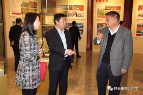 Baotou teachers visit schools in Hohhot