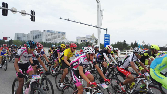 Cycling race of Ordos Nadam Fair concludes