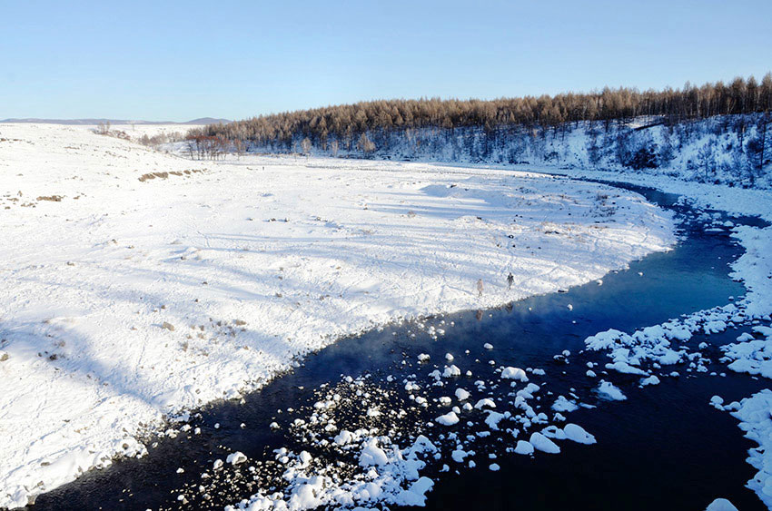 Ice-free stream flows across Arxan