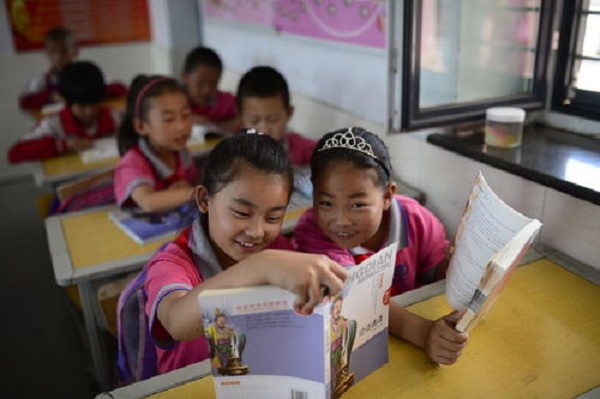 Books donations help migrant children in Hohhot