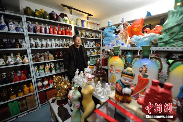 Elderly NE China man has a fascination with wine bottles