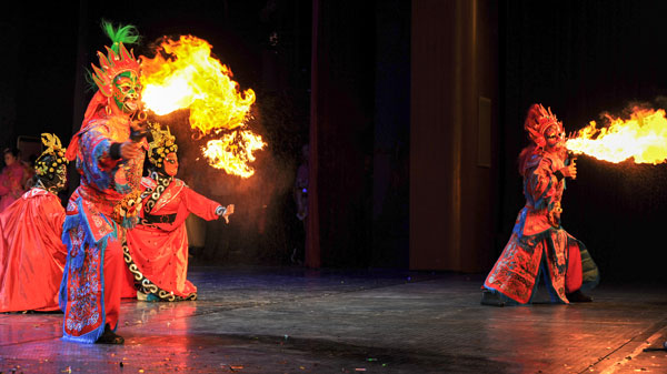 10th China Acrobatics Golden Chrysanthemum Awards kicks off in Penglai