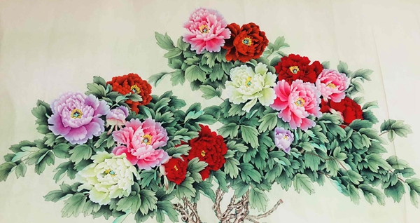 Farmers' paintings on display in lobby of Qingdao SCO summit