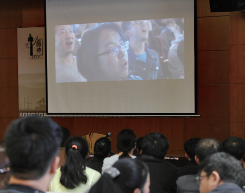 Peking University holds enrollment campaign in Karamay