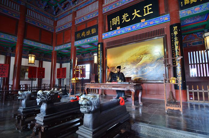 Kaifeng: the capital of seven dynasties in ancient China