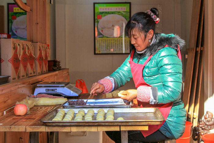 The pleasant pastoral life in Wuyuan