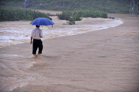 1.17 milion affected by heavy rain in S China