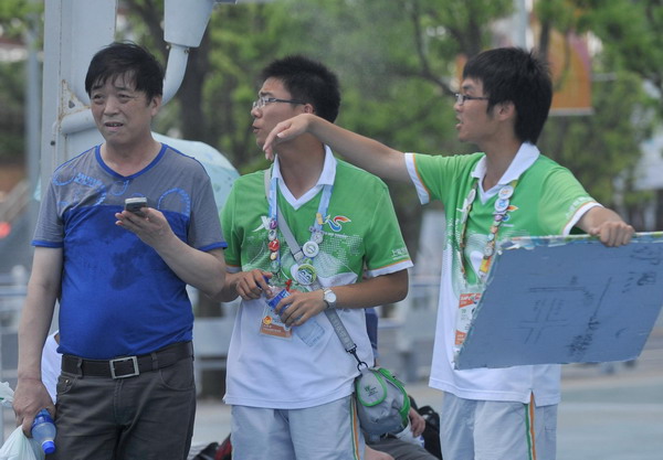 Heat not enough to stop Expo volunteers