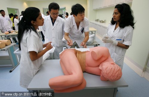 Medical interns from abroad get place to practice