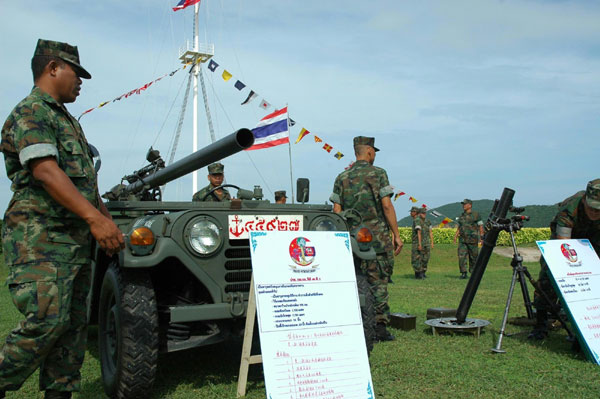 Chinese, Thai marines hold joint drill