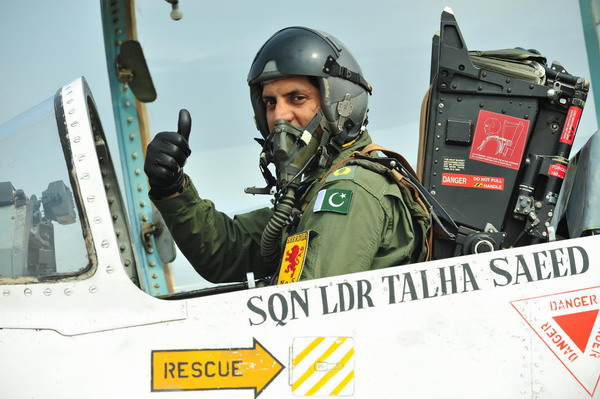 Pakistan's <EM>Sherdils</EM> team flies at air show