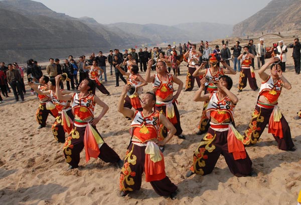 Splendid view of Hukou Waterfall on Yellow River