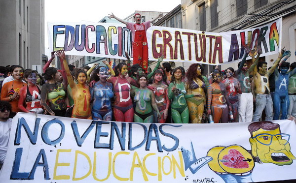 Chilean students in body paint urge education reform