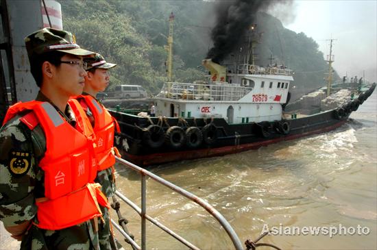 Boats called back as typhoon approaches