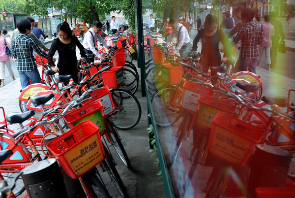 China embraces Car Free Day