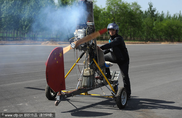 Homemade plane takes off in N China