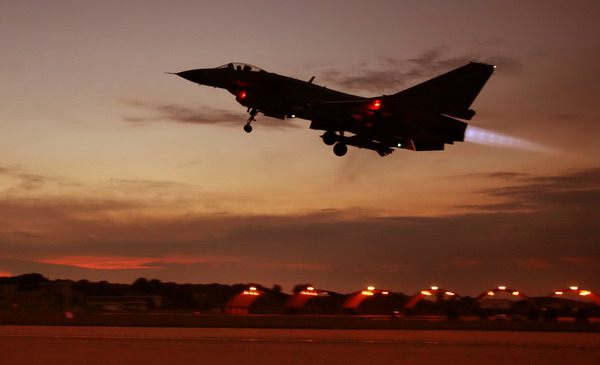 Air combat drill in SW China