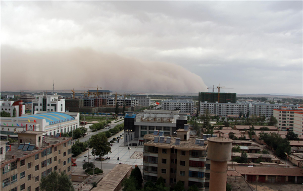 Floods, earthquake, now sandstorms strike Gansu