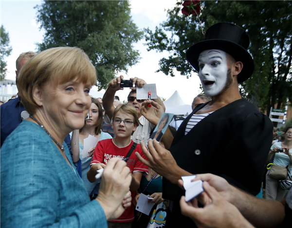 Merkel attends German govt's open day in Berlin